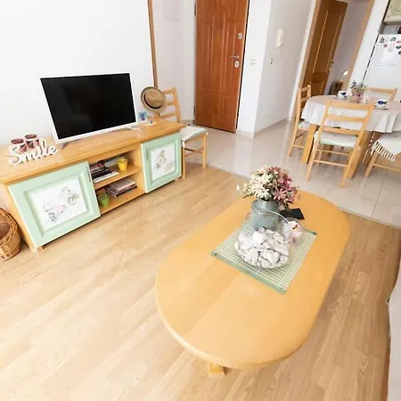 Smile Family Apartment, Garage Free Parking, Centar Located Daire Makarska
